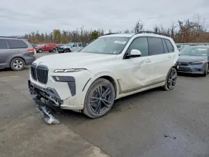 2025 BMW X7