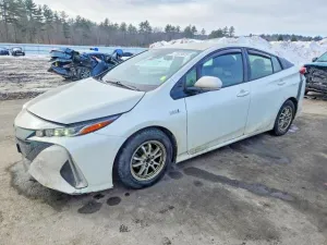 2017 TOYOTA PRIUS