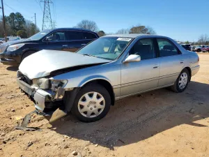 2001 TOYOTA CAMRY