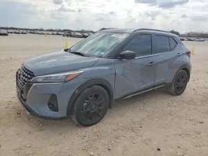 2023 NISSAN KICKS