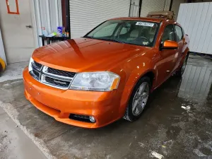 2011 DODGE AVENGER