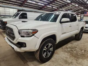 2016 TOYOTA TACOMA