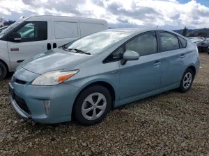 2013 TOYOTA PRIUS