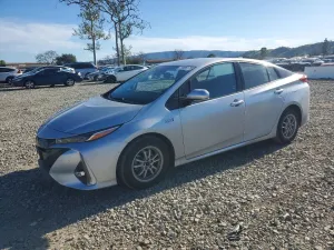 2019 TOYOTA PRIUS