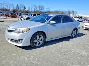 2014 TOYOTA CAMRY
