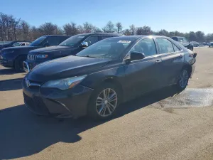 2016 TOYOTA CAMRY