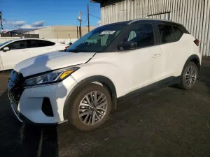 2024 NISSAN KICKS