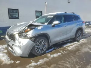 2021 TOYOTA HIGHLANDER
