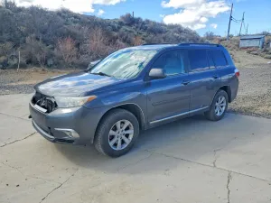 2011 TOYOTA HIGHLANDER