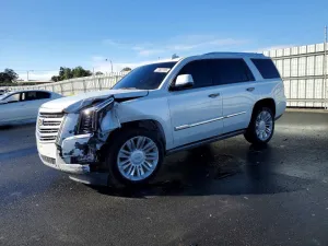 2016 CADILLAC ESCALADE