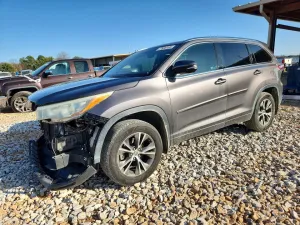 2016 TOYOTA HIGHLANDER