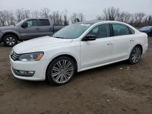 2015 VOLKSWAGEN PASSAT