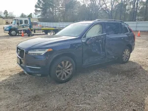 2017 VOLVO XC90