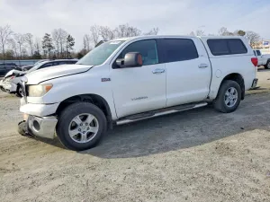 2013 TOYOTA TUNDRA