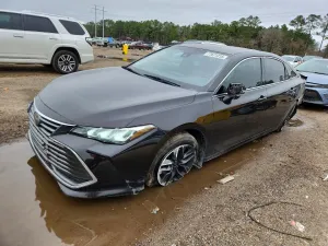 2019 TOYOTA AVALON