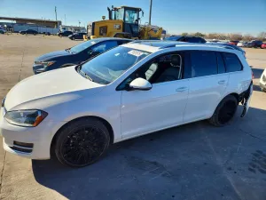 2015 VOLKSWAGEN GOLF