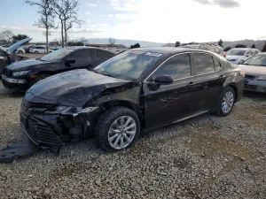 2019 TOYOTA CAMRY