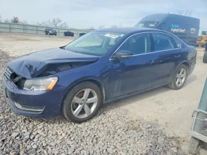 2012 VOLKSWAGEN PASSAT