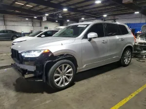 2019 VOLVO XC90