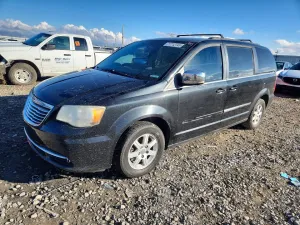 2012 CHRYSLER MINIVAN