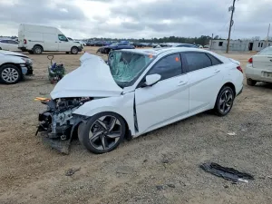 2022 HYUNDAI ELANTRA