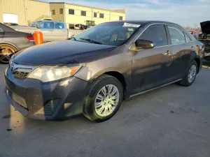 2013 TOYOTA CAMRY
