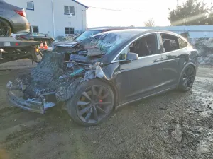 2018 TESLA MODEL X
