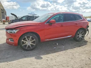 2020 VOLVO XC60