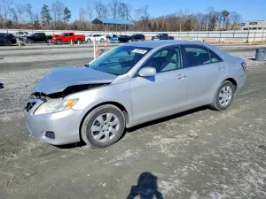 2011 TOYOTA CAMRY