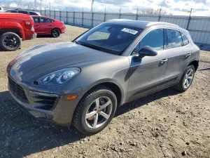 2015 PORSCHE MACAN