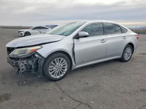 2013 TOYOTA AVALON