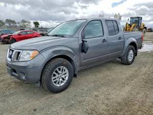 2017 NISSAN FRONTIER