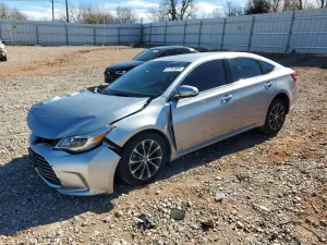 2017 TOYOTA AVALON