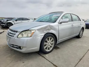2006 TOYOTA AVALON