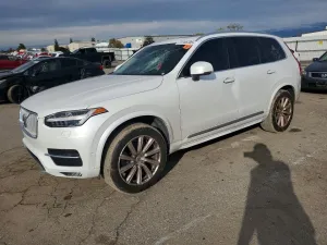 2017 VOLVO XC90