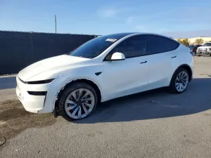 2026 TESLA MODEL Y