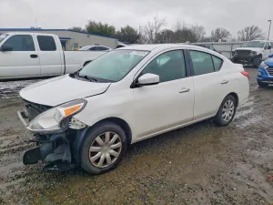 2019 NISSAN VERSA