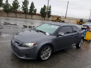 2013 TOYOTA SCION