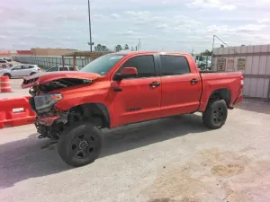 2015 TOYOTA TUNDRA