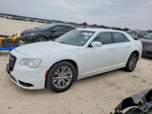 2017 CHRYSLER 300