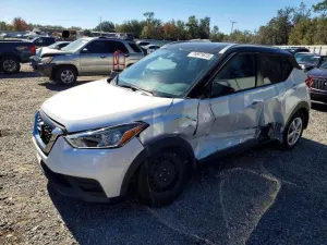 2019 NISSAN KICKS
