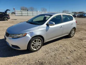 2011 KIA FORTE