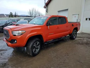 2018 TOYOTA TACOMA