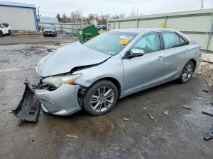 2016 TOYOTA CAMRY