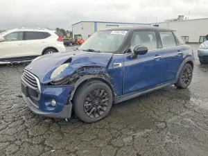 2017 MINI COOPER