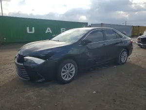 2017 TOYOTA CAMRY