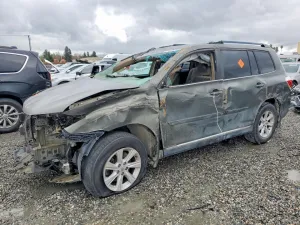 2012 TOYOTA HIGHLANDER