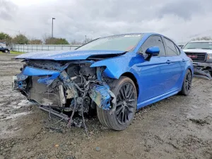 2019 TOYOTA CAMRY