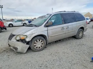 2006 CHRYSLER MINIVAN