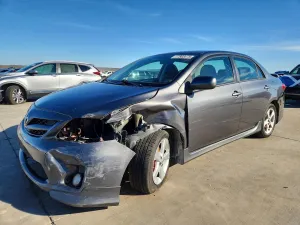 2013 TOYOTA COROLLA